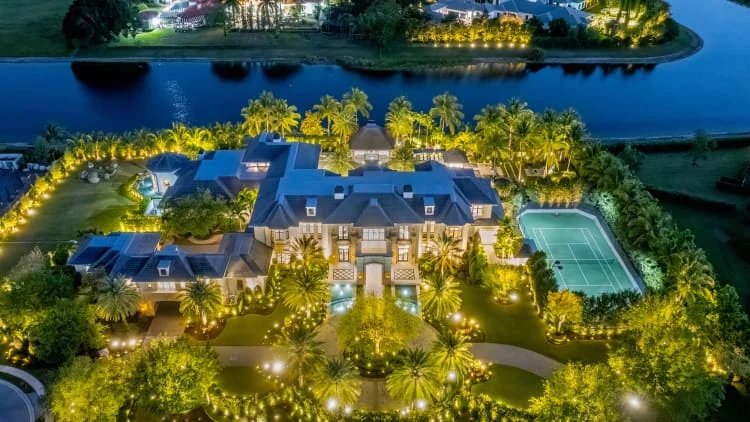 Mark Wahlbergs $37 million mansion skyrocketed in value. Heres why Go inside Mark Wahlberg039s new 37 million mansion in Delray Beach FL
