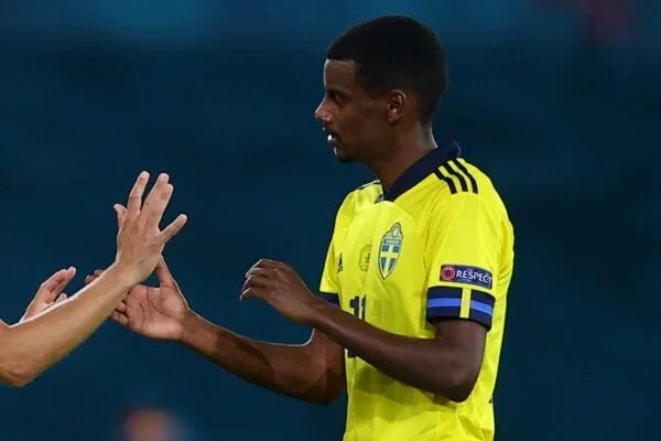 Alexander Isak named in latest Sweden squad SEVILLE SPAIN - JUNE 14 Viktor Claesson of Sweden replaces team mates Alexander Isak during the UEFA Euro 2020 Championship Group E match between Spain and Sweden at the La Cartuja Stadium on June 14 2021 in Seville Spain Photo by Fran Santiago - UEFA