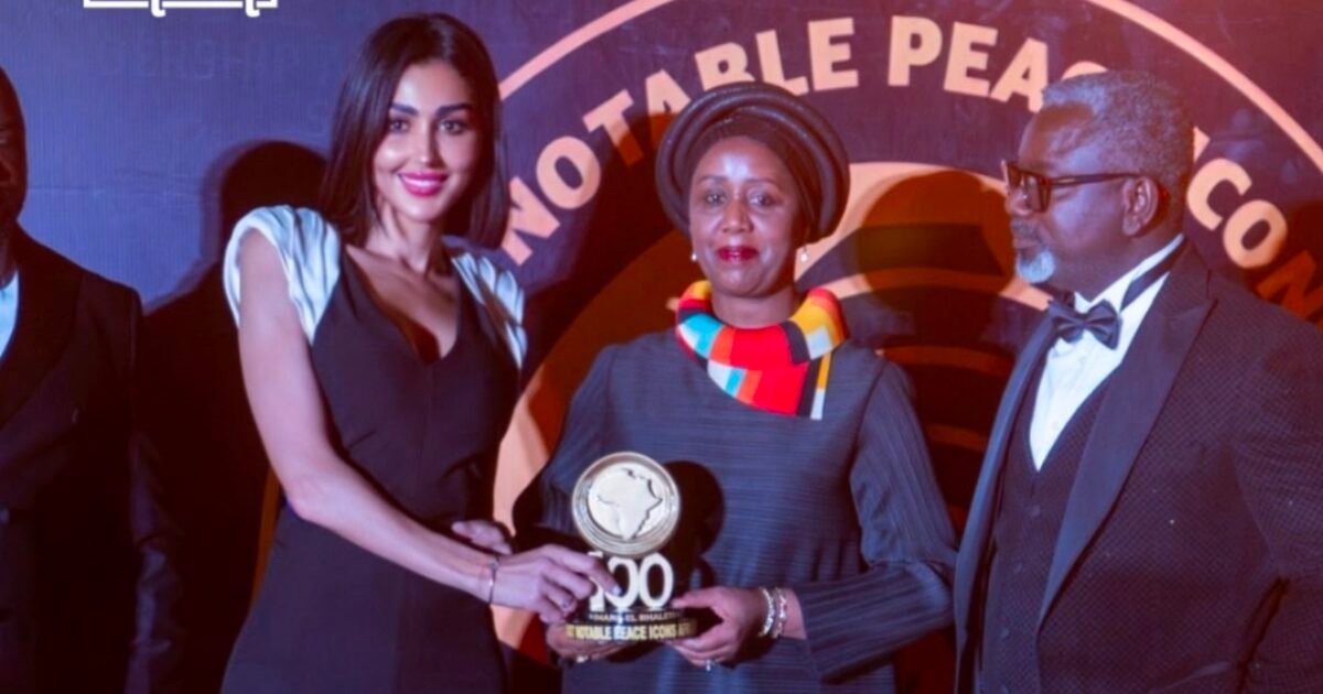 إيمان الغالط تتلقى جوائز 2026 في مراكش ولندن عن مسيرتها القيادية
