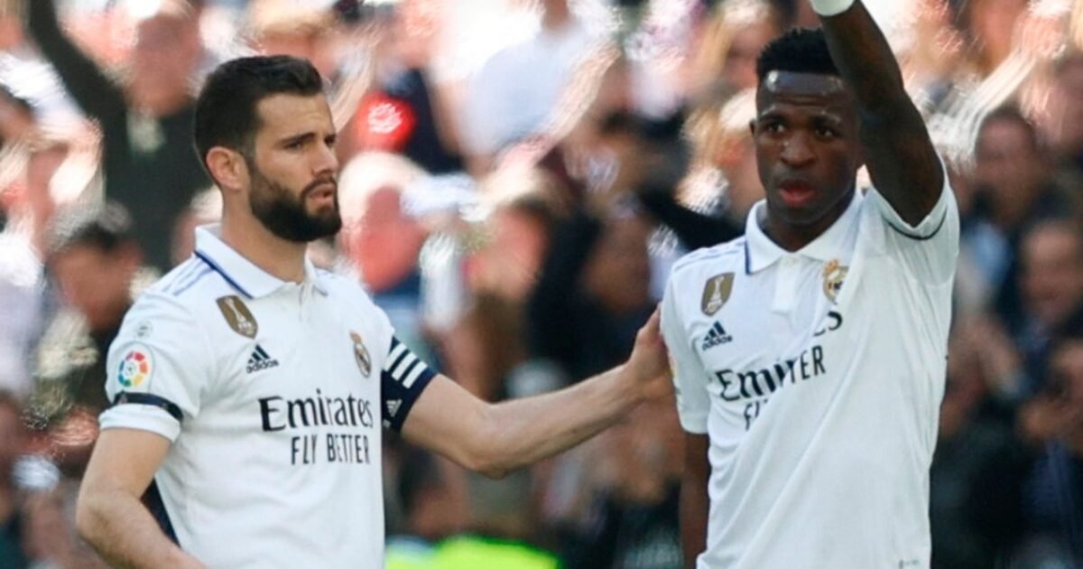 زلزال في الأولمبيكو.. ريال مدريد يقلب الطاولة على روما في 7 دقائق ويخطف انتصاراً تاريخياً برباعية قاتلة - صورة مميزة زلزال في الأولمبيكو.. ريال مدريد يقلب الطاولة على روما في 7 دقائق ويخطف انتصاراً تاريخياً برباعية قاتلة